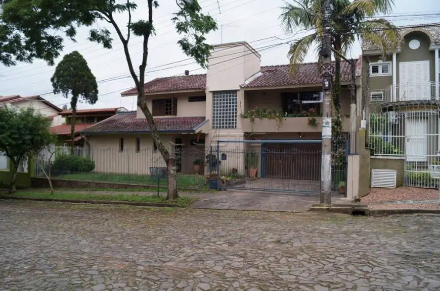 Foto 1 de Casa com 4 Quartos à venda, 280m² em São José, São Leopoldo