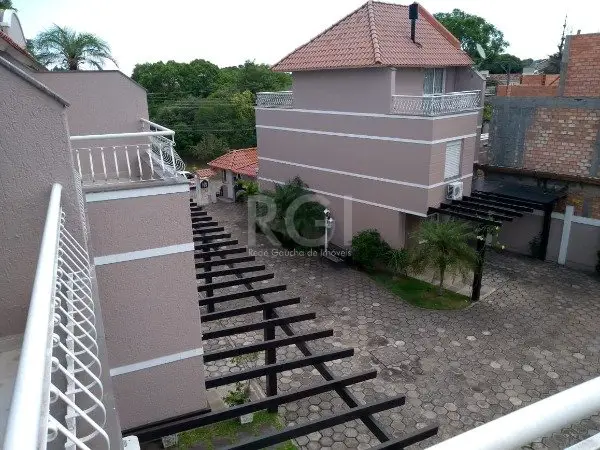 Foto 4 de Casa com 4 Quartos à venda, 165m² em Vila Assunção, Porto Alegre