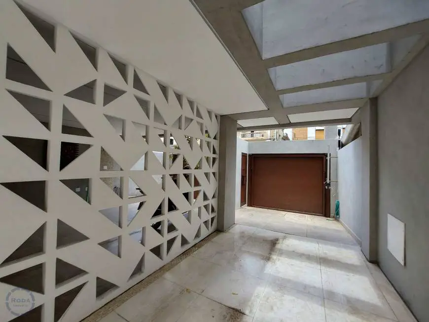 Foto 5 de Casa de Condomínio com 4 Quartos à venda, 350m² em Pompeia, Santos