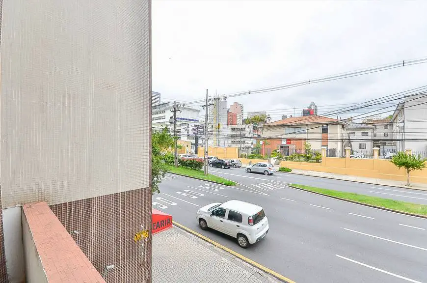 Foto 5 de Apartamento com 1 Quarto à venda, 42m² em Centro, Curitiba