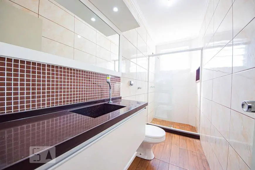 Foto 4 de Apartamento com 2 Quartos para alugar, 60m² em Bom Jesus, Porto Alegre