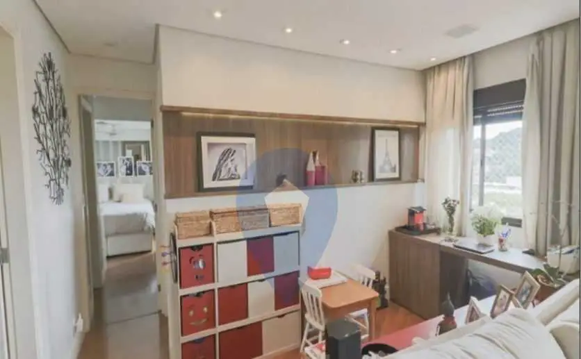 Foto 3 de Apartamento com 2 Quartos à venda, 74m² em Caxingui, São Paulo