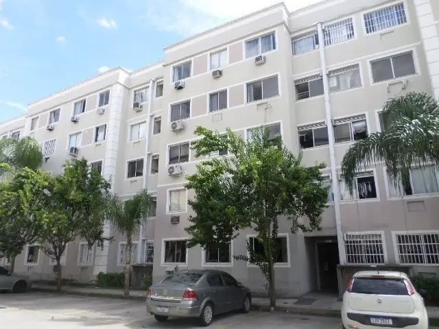 Foto 1 de Apartamento com 2 Quartos à venda, 46m² em Guadalupe, Rio de Janeiro