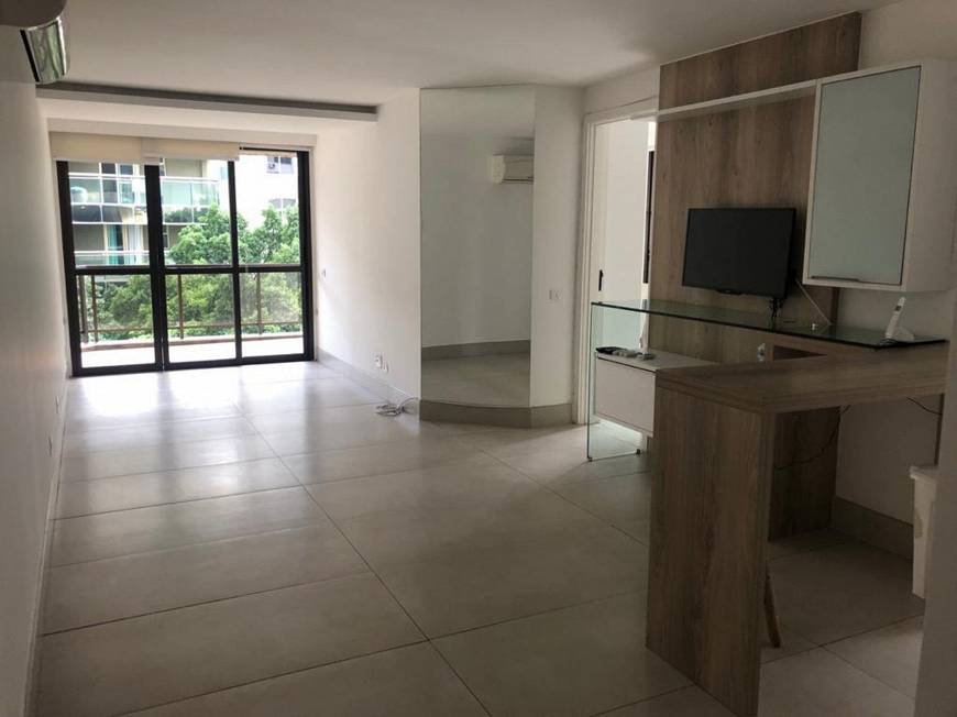 Foto 1 de Apartamento com 2 Quartos à venda, 110m² em Ipanema, Rio de Janeiro
