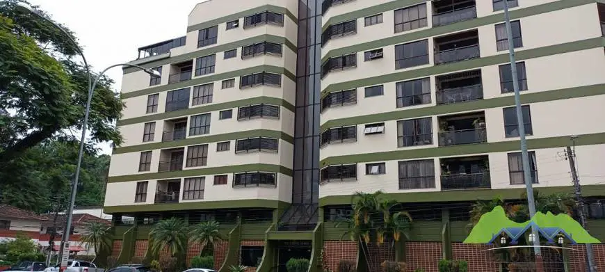 Foto 1 de Apartamento com 3 Quartos à venda, 110m² em Agriões, Teresópolis