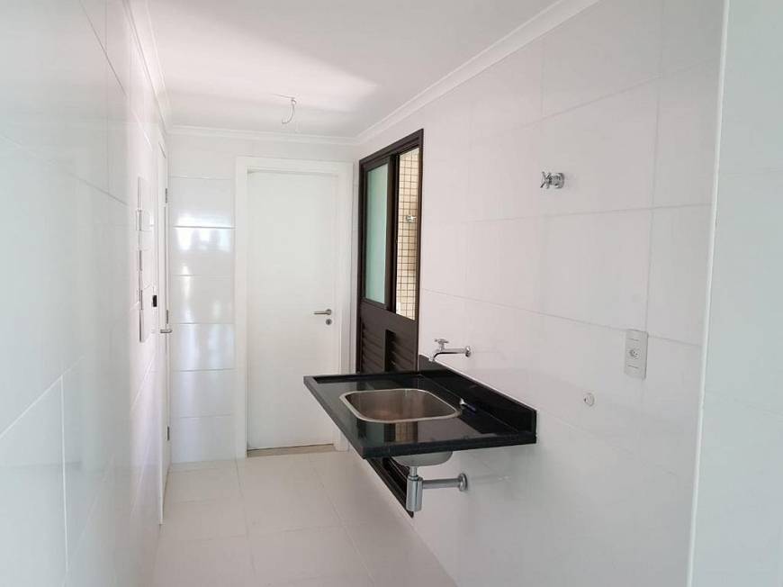 Foto 5 de Apartamento com 3 Quartos à venda, 165m² em Atalaia, Aracaju