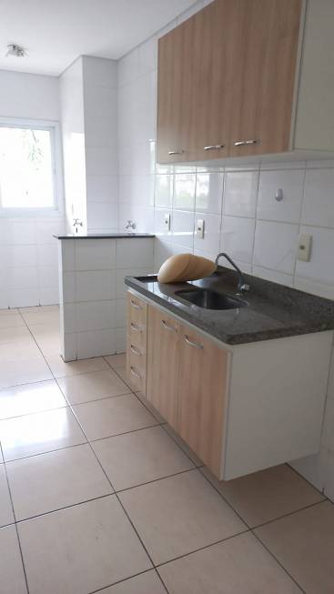 Foto 3 de Apartamento com 3 Quartos para alugar, 70m² em Consil, Cuiabá
