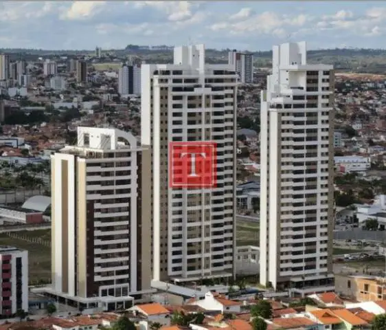 Foto 1 de Apartamento com 4 Quartos à venda, 137m² em Catole, Campina Grande