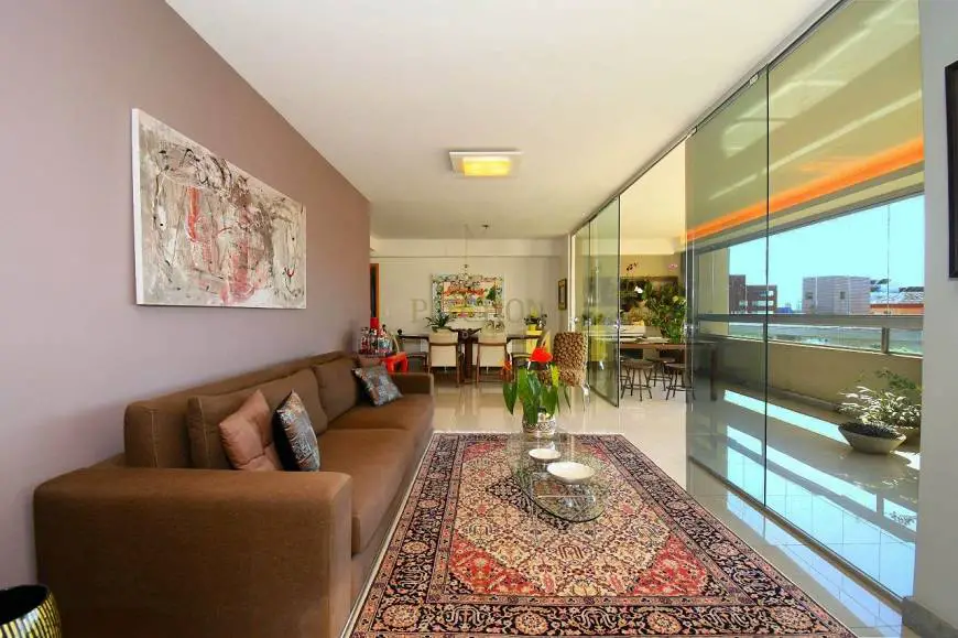 Foto 1 de Apartamento com 4 Quartos à venda, 208m² em Coração de Jesus, Belo Horizonte