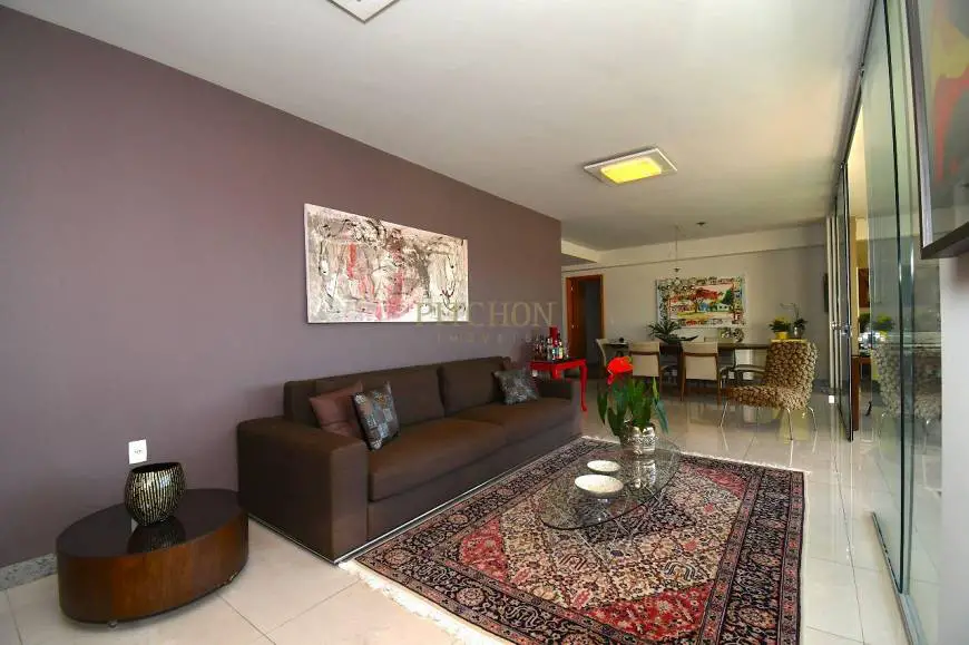 Foto 3 de Apartamento com 4 Quartos à venda, 208m² em Coração de Jesus, Belo Horizonte