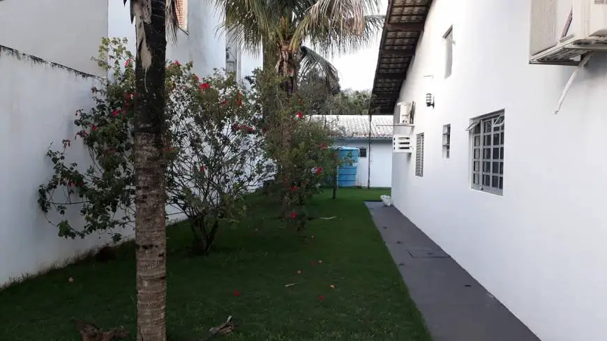 Foto 1 de Casa com 3 Quartos à venda, 250m² em Centro, Chapada dos Guimarães