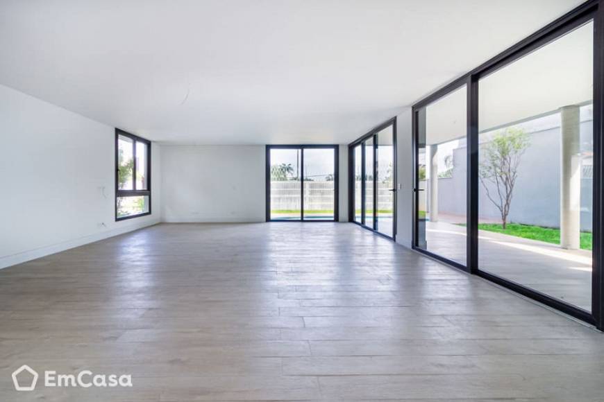 Foto 1 de Casa com 3 Quartos à venda, 355m² em Moema, São Paulo