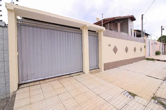 Foto 1 de Casa com 4 Quartos à venda, 300m² em Bancários, João Pessoa