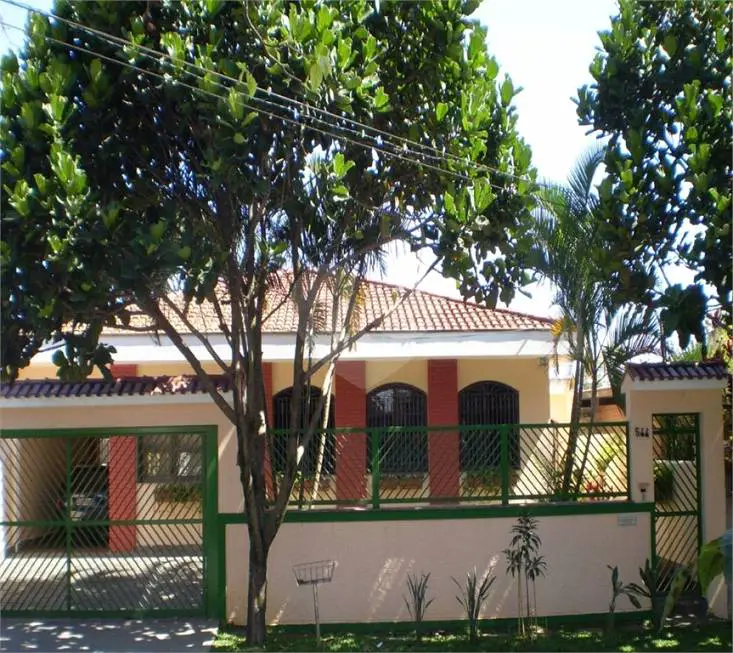 Foto 1 de Casa com 4 Quartos à venda, 300m² em Interlagos, São Paulo