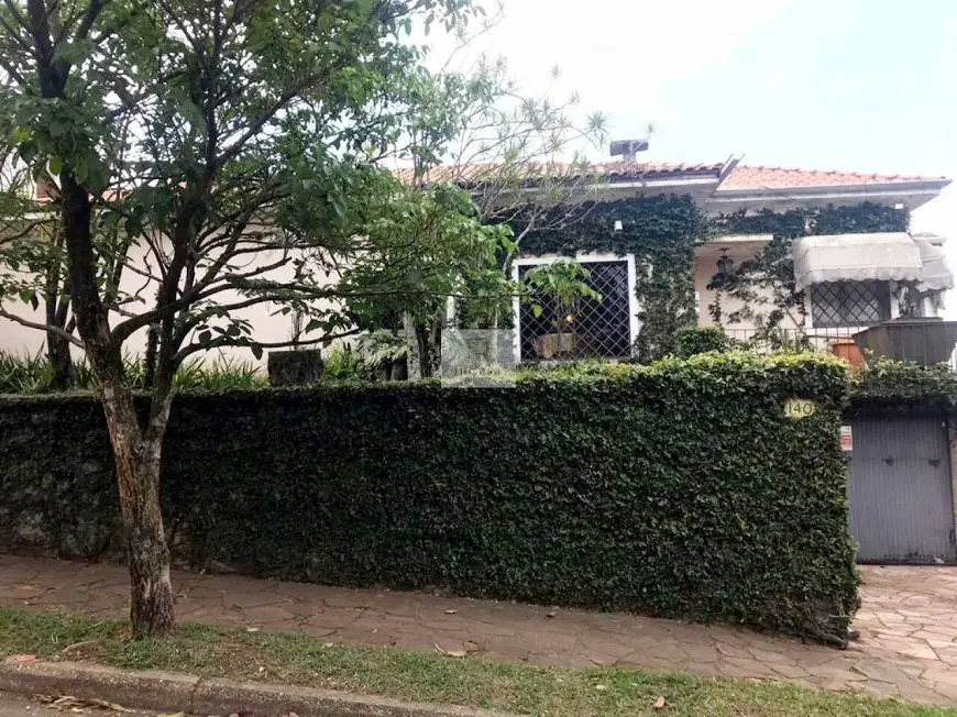 Foto 1 de Casa com 5 Quartos à venda, 640m² em Pacaembu, São Paulo