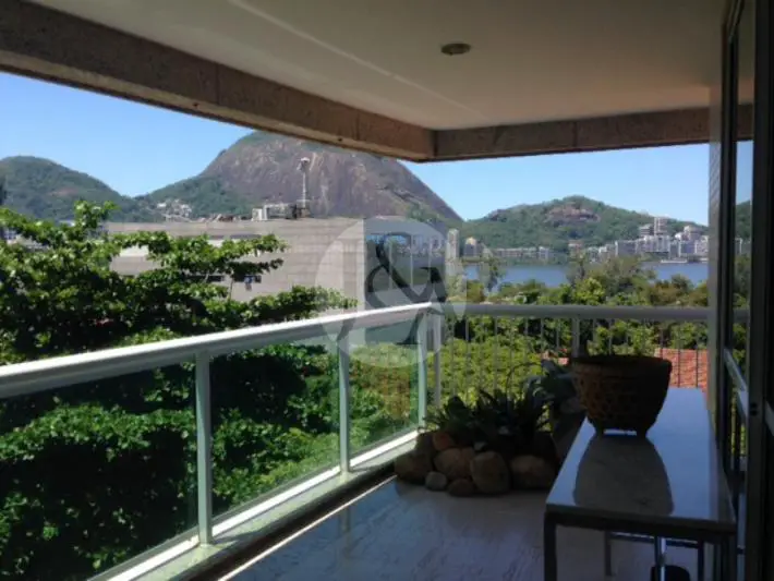 Foto 1 de Cobertura com 5 Quartos à venda, 477m² em Jardim Botânico, Rio de Janeiro