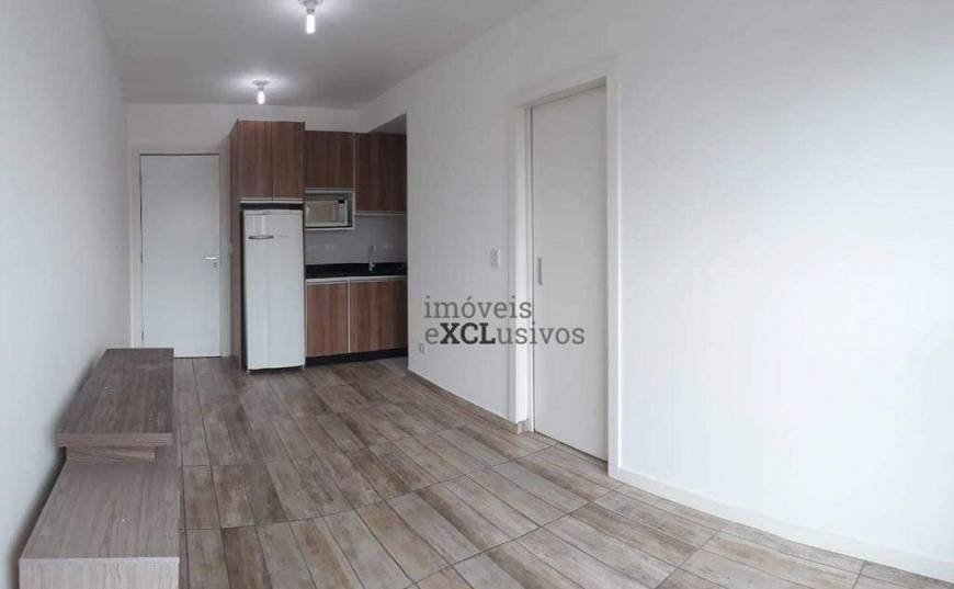 Foto 1 de Apartamento com 1 Quarto para alugar, 44m² em Centro, Curitiba