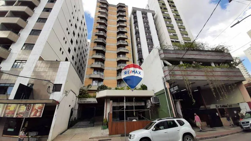 Foto 1 de Apartamento com 1 Quarto para venda ou aluguel, 48m² em Centro, Juiz de Fora