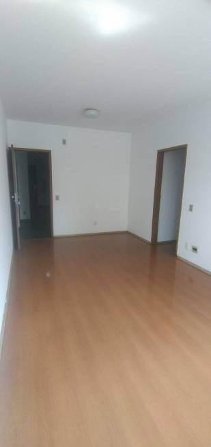 Foto 2 de Apartamento com 2 Quartos para alugar, 85m² em Centro, Campinas
