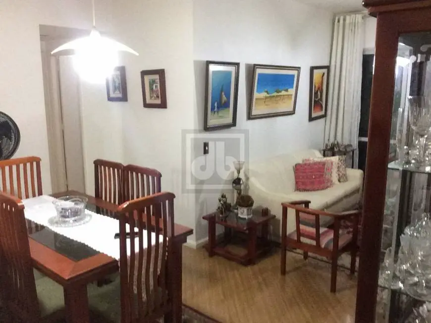 Foto 1 de Apartamento com 2 Quartos à venda, 68m² em Cosme Velho, Rio de Janeiro