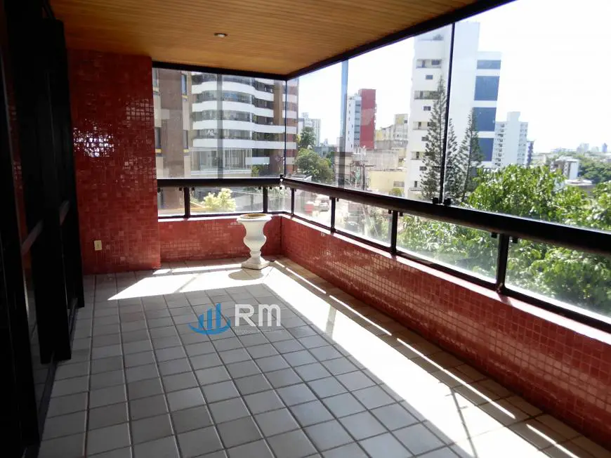 Foto 3 de Apartamento com 2 Quartos à venda, 134m² em Graça, Salvador