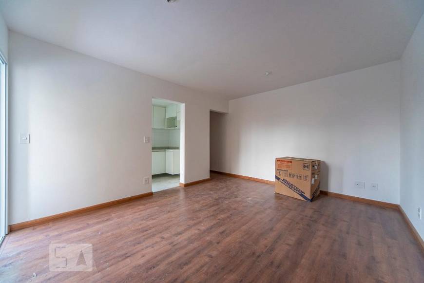 Foto 3 de Apartamento com 2 Quartos para alugar, 64m² em Jardim Bela Vista, Santo André