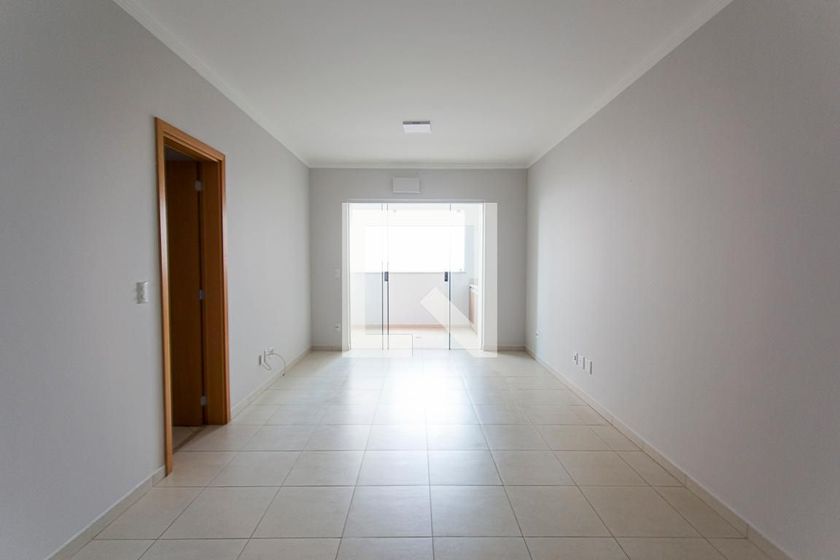 Foto 3 de Apartamento com 3 Quartos para alugar, 103m² em Centro, Uberlândia