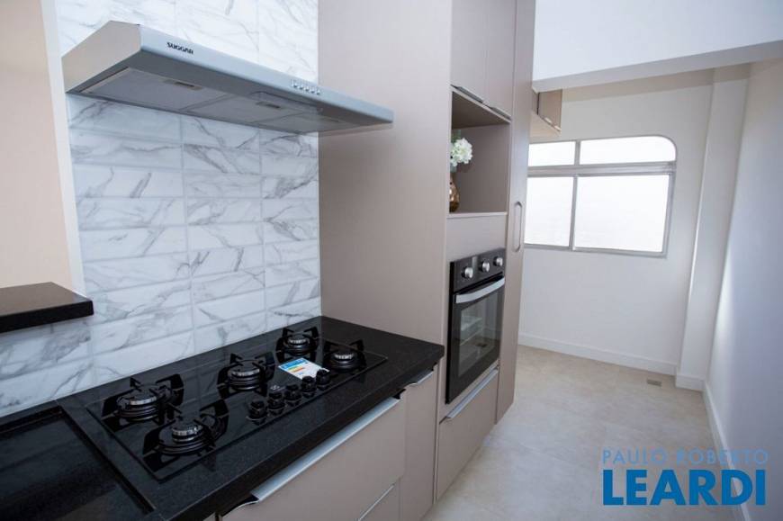 Foto 4 de Apartamento com 3 Quartos à venda, 94m² em Cidade Ademar, São Paulo