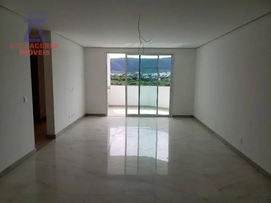 Foto 4 de Apartamento com 3 Quartos à venda, 136m² em Funcionários, Montes Claros