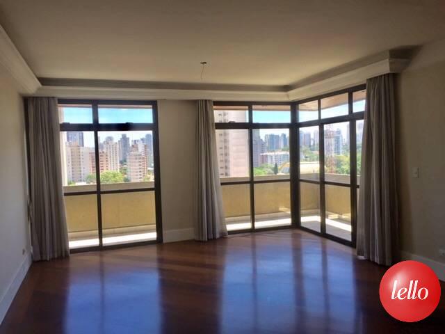 Foto 2 de Apartamento com 4 Quartos para alugar, 284m² em Santo Amaro, São Paulo