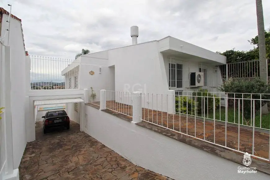 Foto 5 de Casa com 2 Quartos à venda, 250m² em Santo Antônio, Porto Alegre