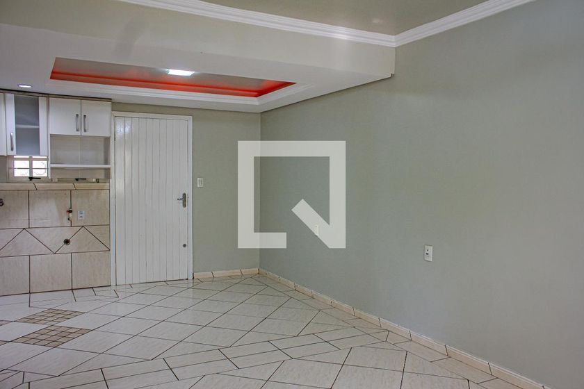Foto 3 de Casa com 3 Quartos para alugar, 150m² em Harmonia, Canoas