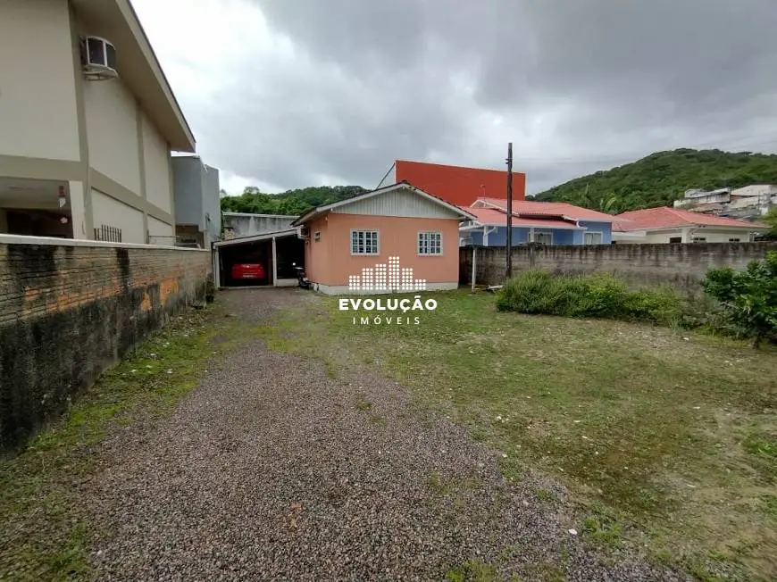Foto 4 de Casa com 3 Quartos à venda, 100m² em Ipiranga, São José