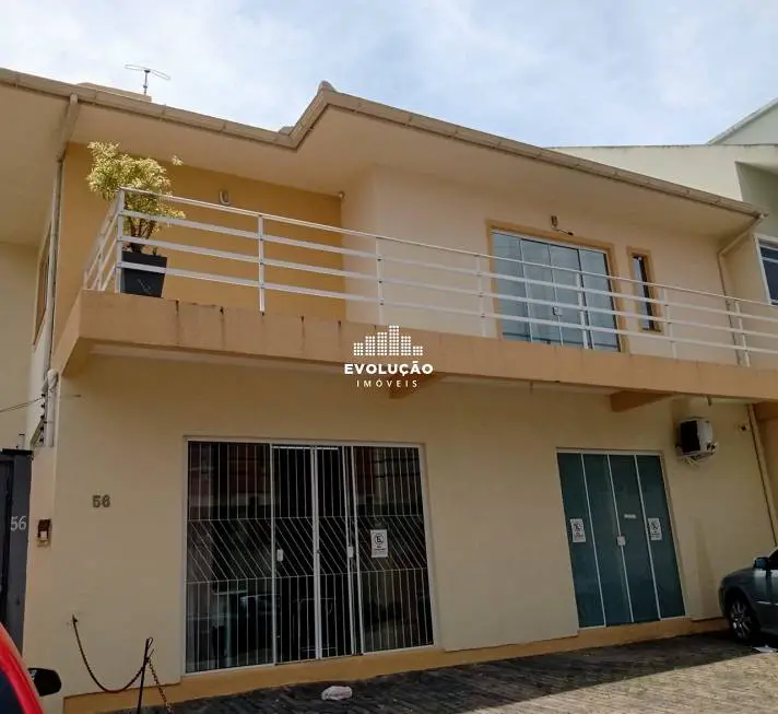 Foto 1 de Casa com 3 Quartos à venda, 324m² em Ipiranga, São José