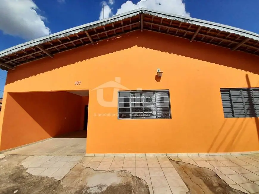 Foto 3 de Casa com 3 Quartos para alugar, 110m² em Parque dos Pinheiros, Hortolândia