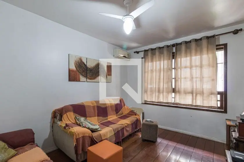 Foto 5 de Casa com 4 Quartos para alugar, 202m² em Bom Jesus, Porto Alegre