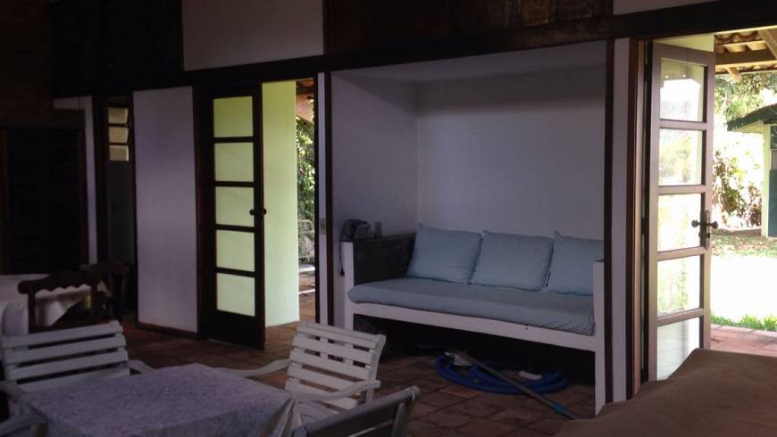 Foto 3 de Casa com 4 Quartos à venda, 300m² em Nogueira, Petrópolis
