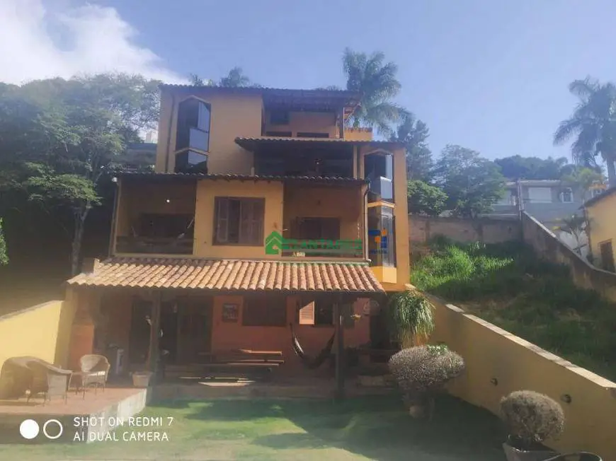 Foto 1 de Casa com 4 Quartos à venda, 355m² em Santa Lúcia, Belo Horizonte
