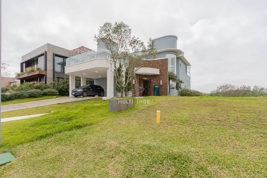 Foto 3 de Casa de Condomínio com 3 Quartos à venda, 430m² em Sans Souci, Eldorado do Sul