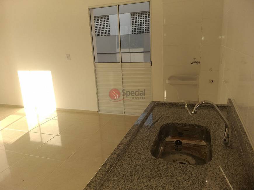 Foto 3 de Sobrado com 2 Quartos à venda, 66m² em Jardim Vila Formosa, São Paulo