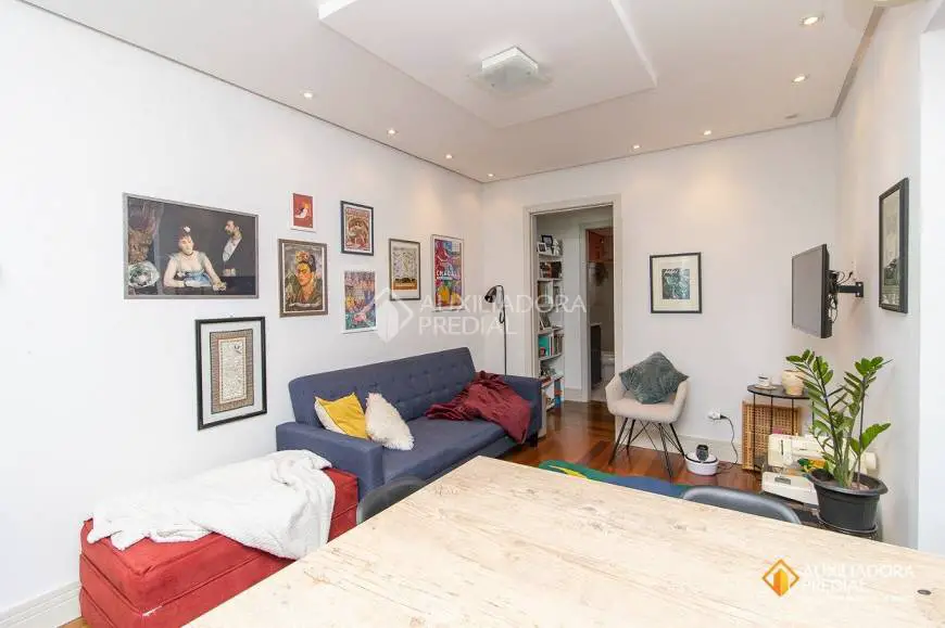 Foto 2 de Apartamento com 1 Quarto à venda, 57m² em Auxiliadora, Porto Alegre