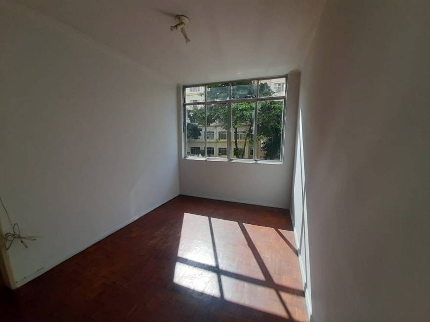 Foto 3 de Apartamento com 1 Quarto à venda, 44m² em Copacabana, Rio de Janeiro