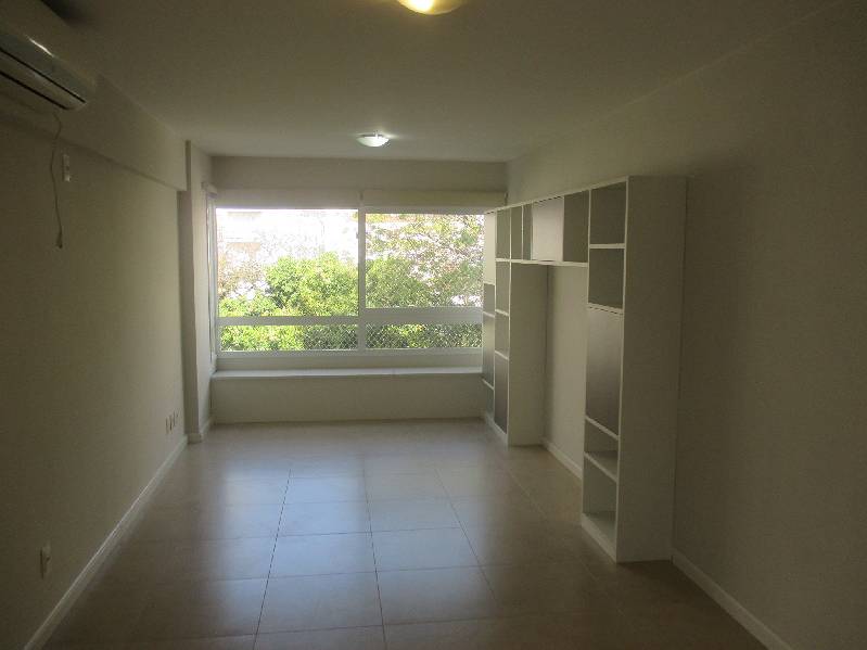 Foto 2 de Apartamento com 1 Quarto para alugar, 53m² em Independência, Porto Alegre