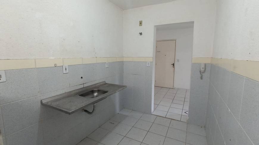 Foto 3 de Apartamento com 2 Quartos para alugar, 48m² em Olaria, Aracaju