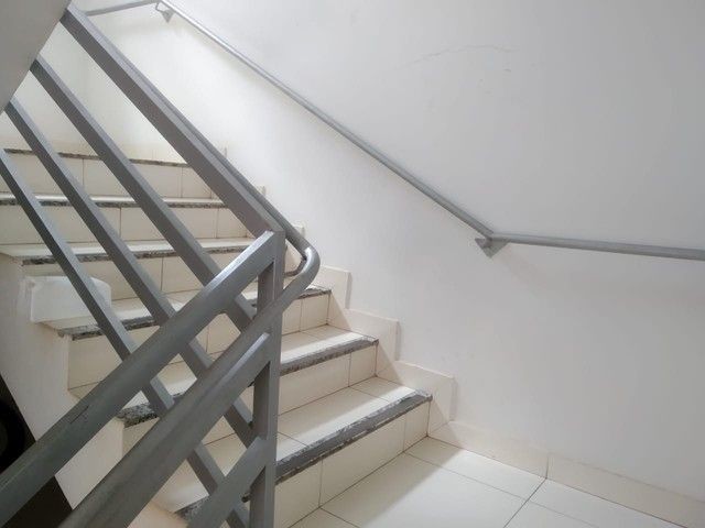 Foto 4 de Apartamento com 2 Quartos à venda, 70m² em São José, Montes Claros