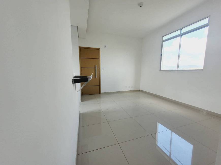 Foto 4 de Apartamento com 3 Quartos à venda, 70m² em Barreiro, Belo Horizonte