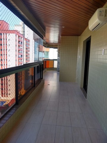 Foto 4 de Apartamento com 3 Quartos à venda, 137m² em Canto do Forte, Praia Grande