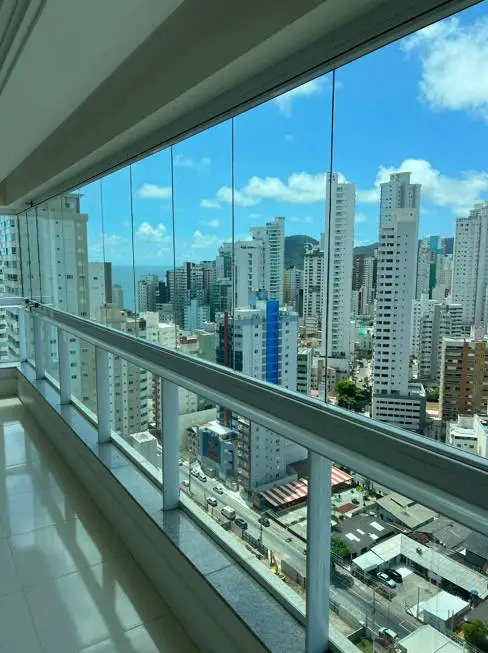 Foto 1 de Apartamento com 3 Quartos à venda, 138m² em Centro, Balneário Camboriú