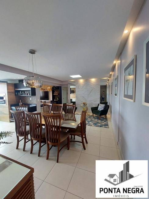 Foto 2 de Apartamento com 3 Quartos à venda, 127m² em Dom Pedro, Manaus