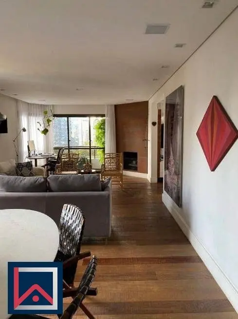 Foto 1 de Apartamento com 3 Quartos à venda, 171m² em Itaim Bibi, São Paulo